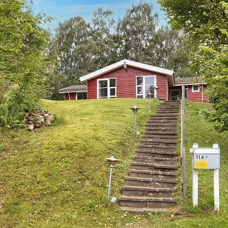 8 Person In Borkop-by Traum